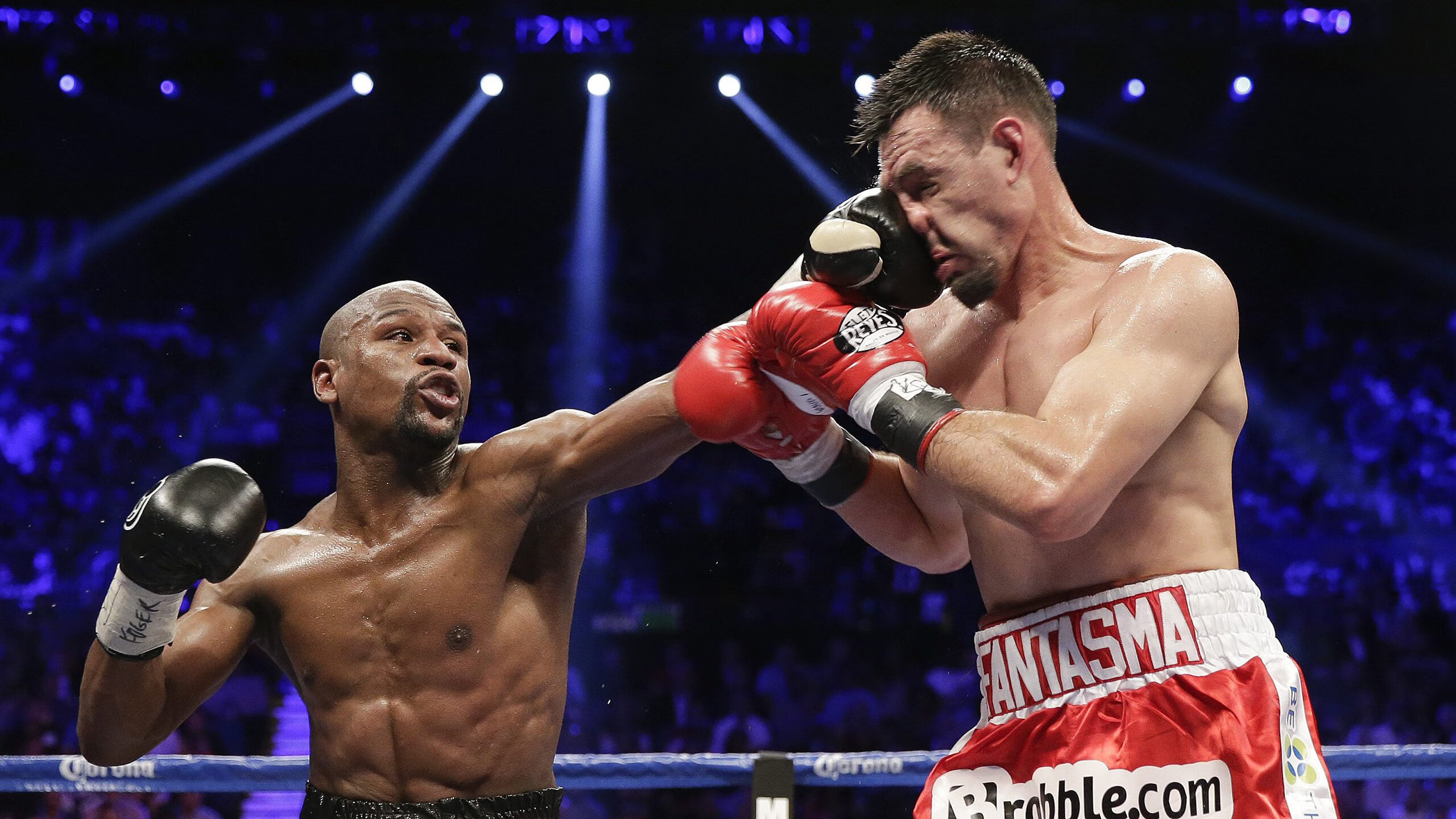 史上最“燃”季后赛夜战，谁的表现最震撼？，季后赛饭堂夜